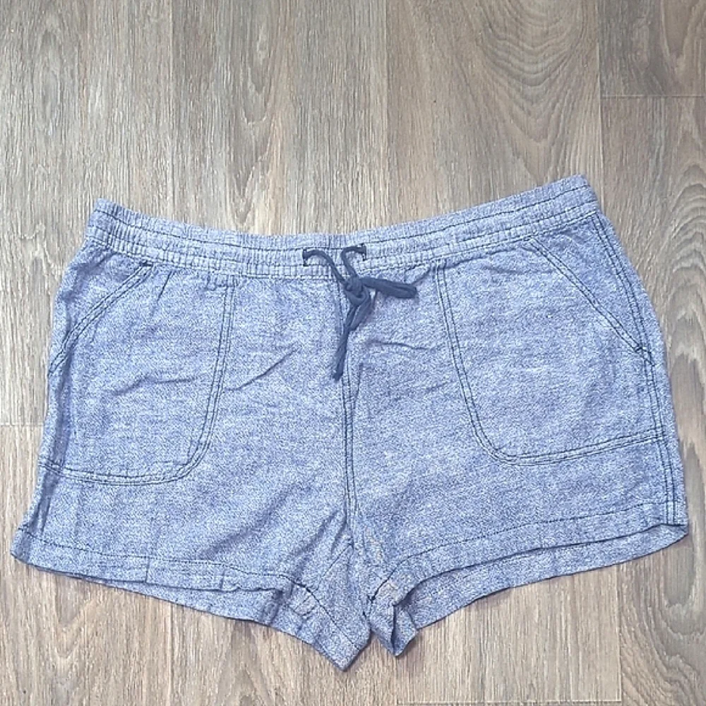 ❤️5/$25 Time and Tru Heather Gray Athletic Shorts